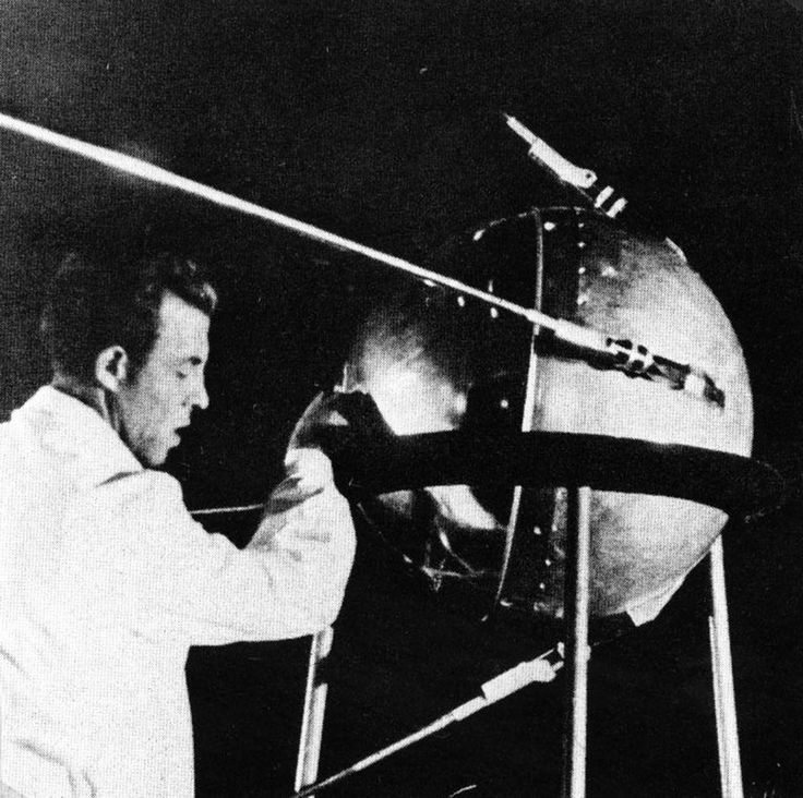 Sputnik 1 - The First Artificial Satellite